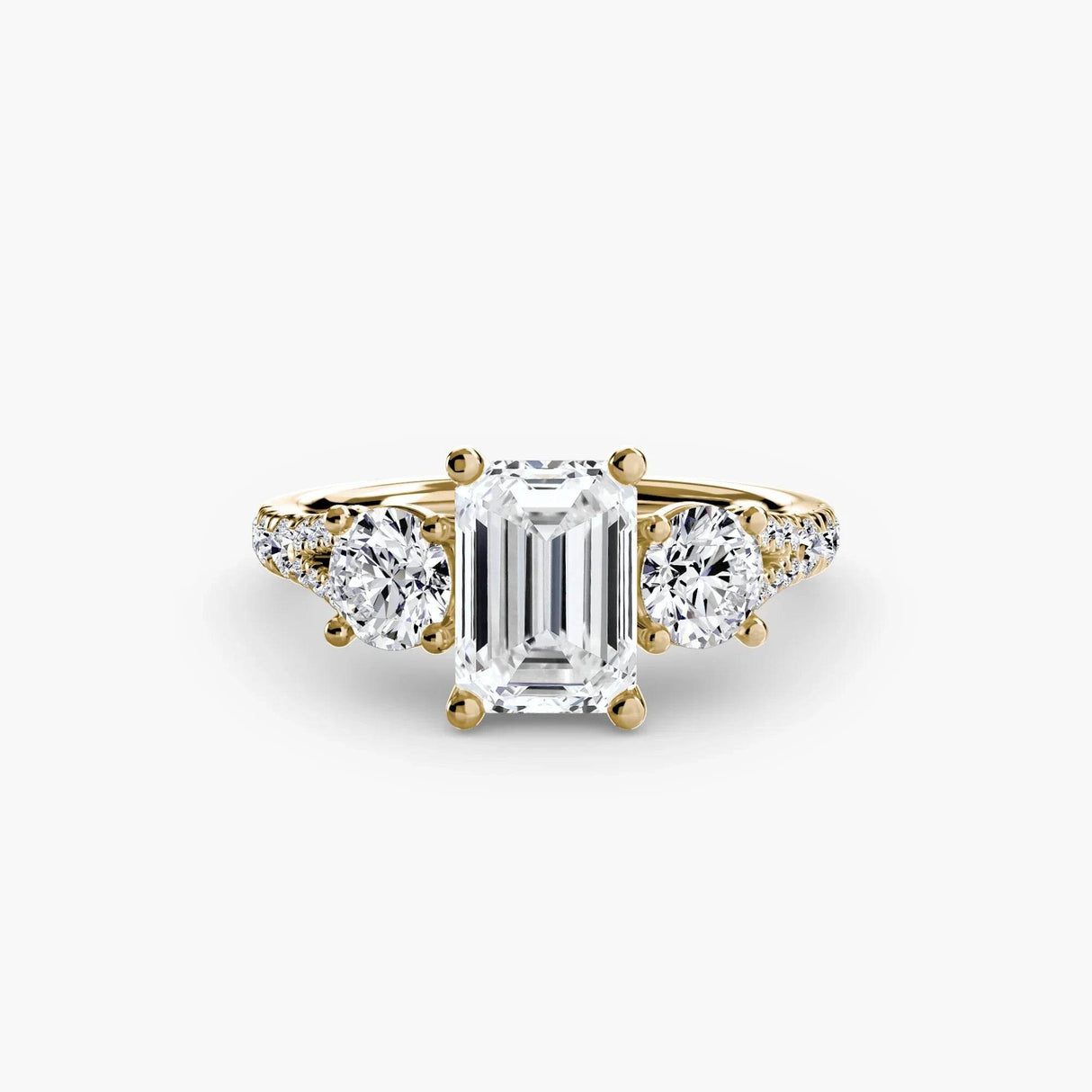 Three-Stone with Pavé Band 3 - 4Me1
