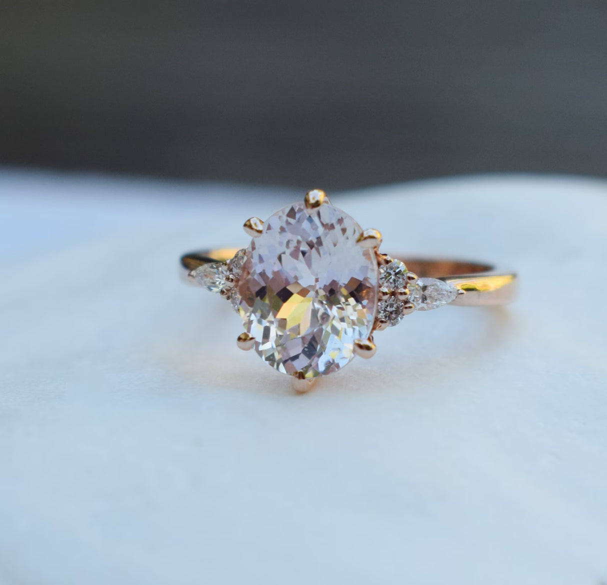 Nhẫn Nắng Mật Champagne