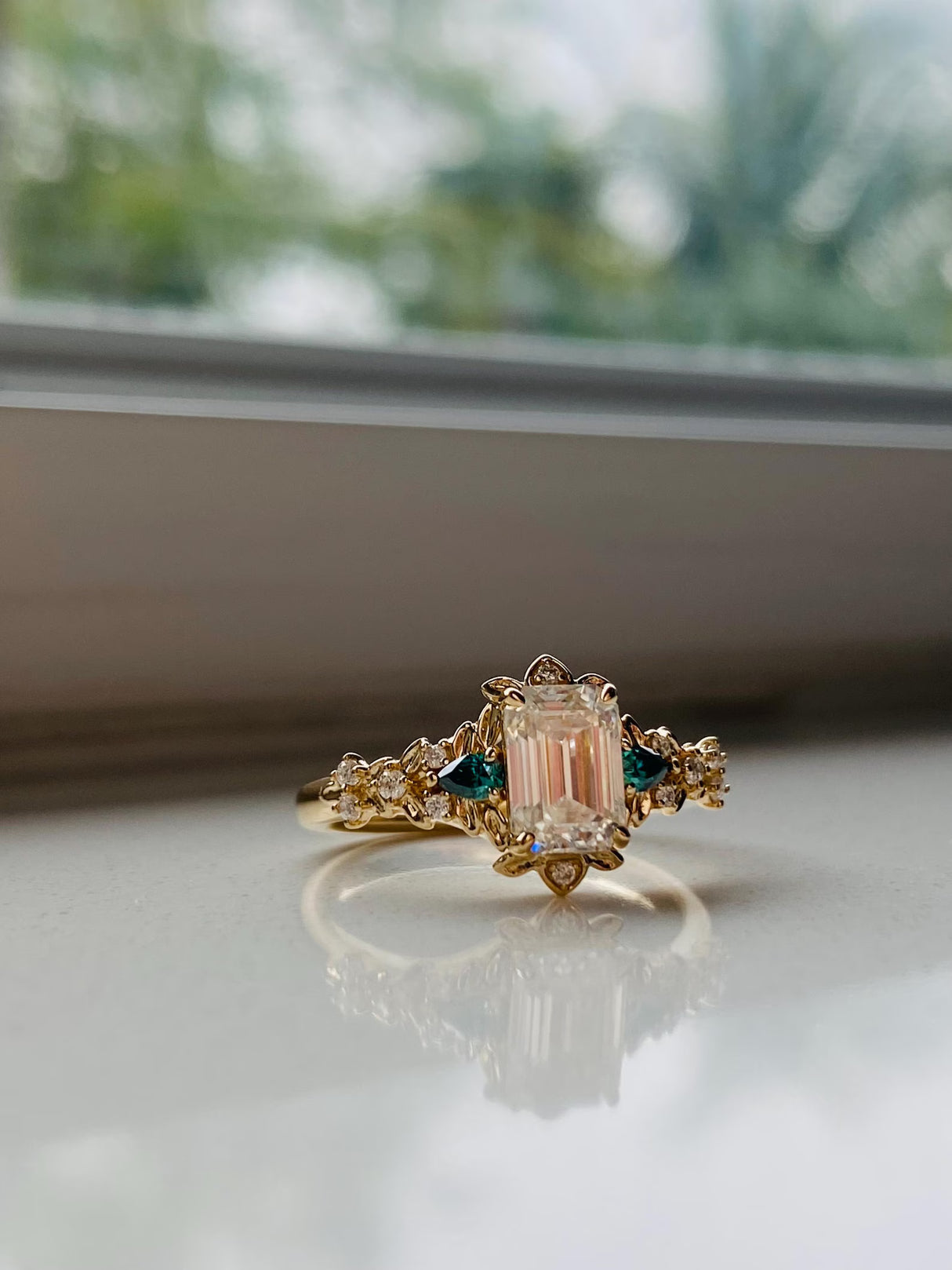 Nhẫn Lục Bảo Nguyệt Hoa