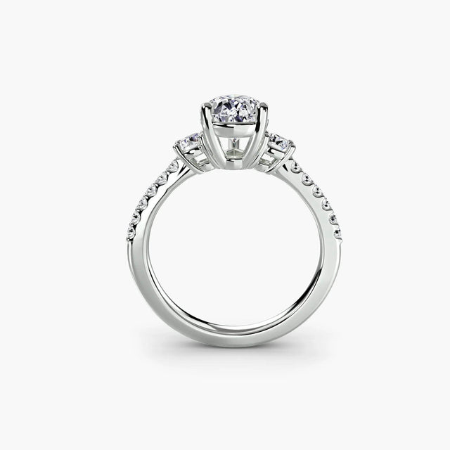 Three-Stone Ring with Pavé Band 5 - 4Me1 