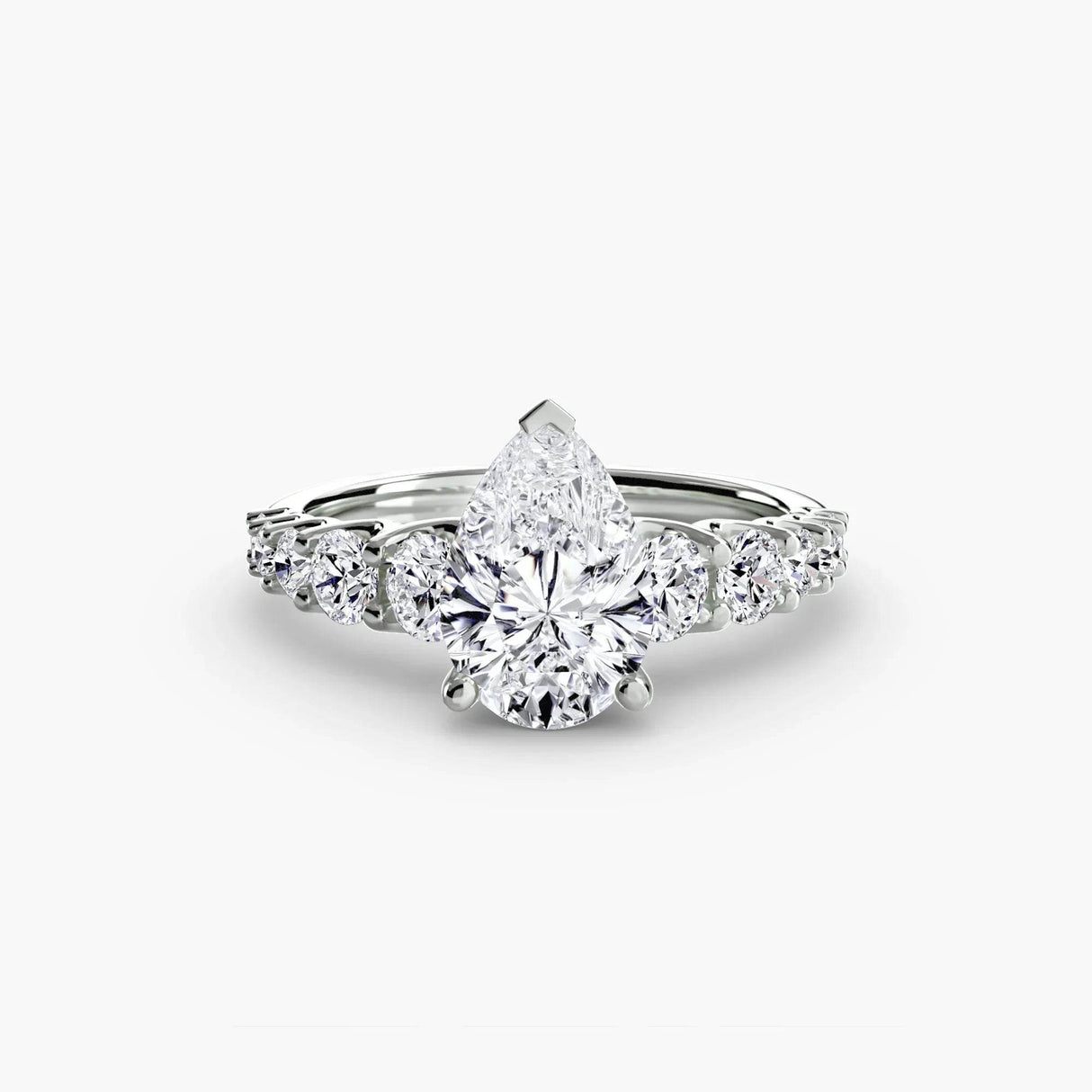 The Graduated Accent Ring - 4Me1 