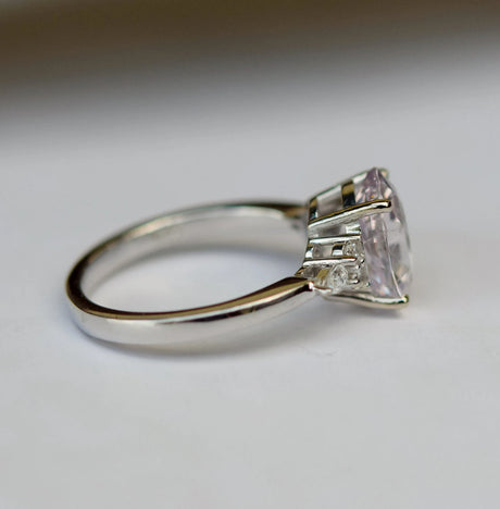 Nhẫn Sương Tím Dịu Dàng