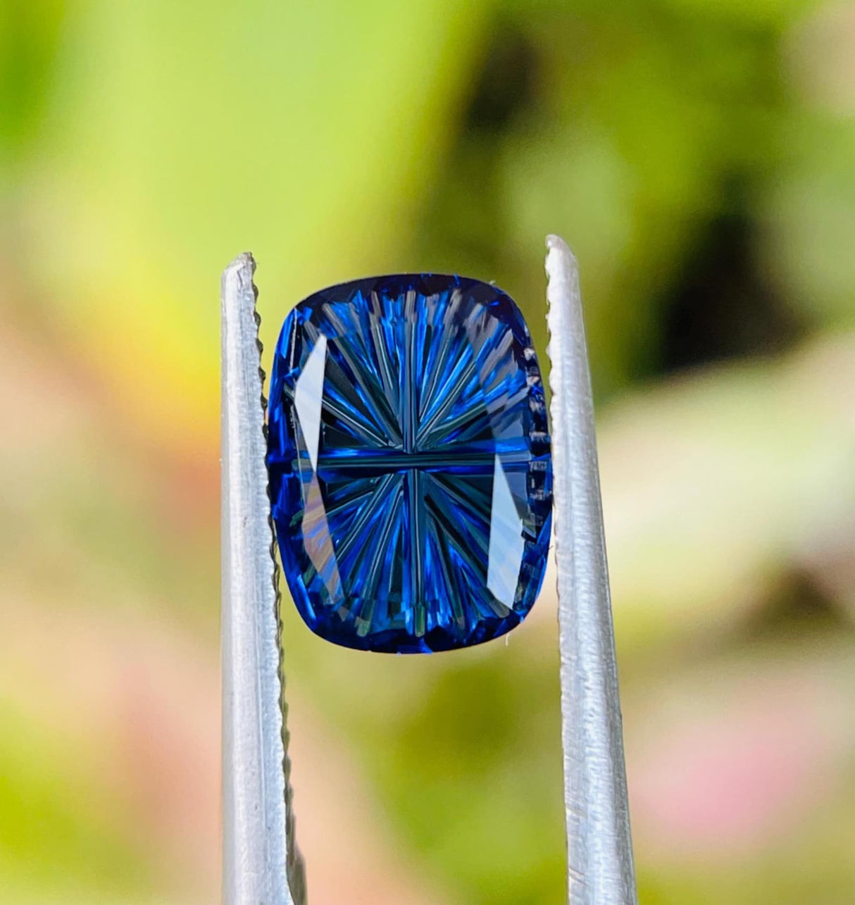 Viên Đá Lam Ảnh [Sapphire Lab]